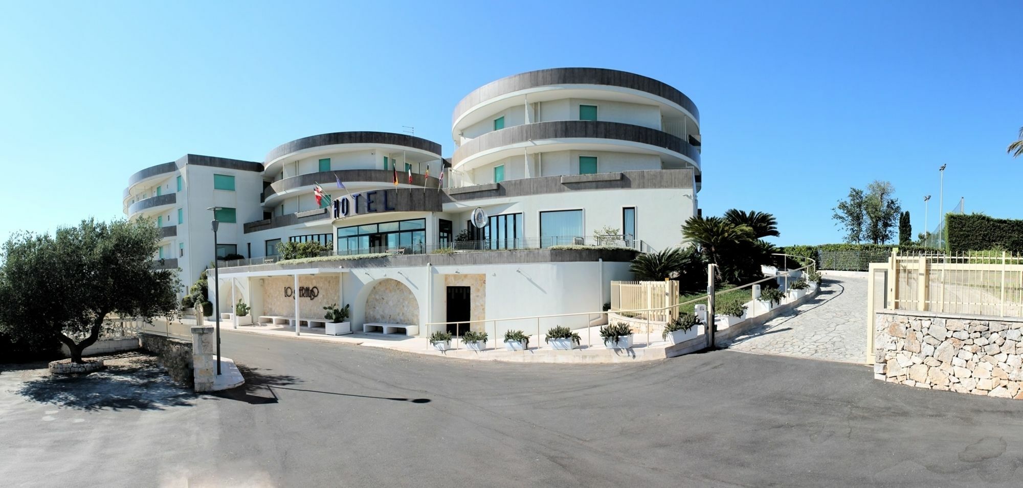 Hotel Lo Smeraldo Cisternino Exterior foto